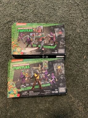 Teenage Mutant Ninja Turtles Villain Pack Action Figures - Green & Purple